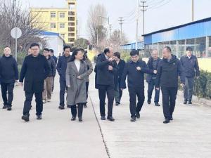市委常委、副市長(zhǎng)潘開(kāi)名蒞臨洛陽(yáng)正大食品調(diào)研